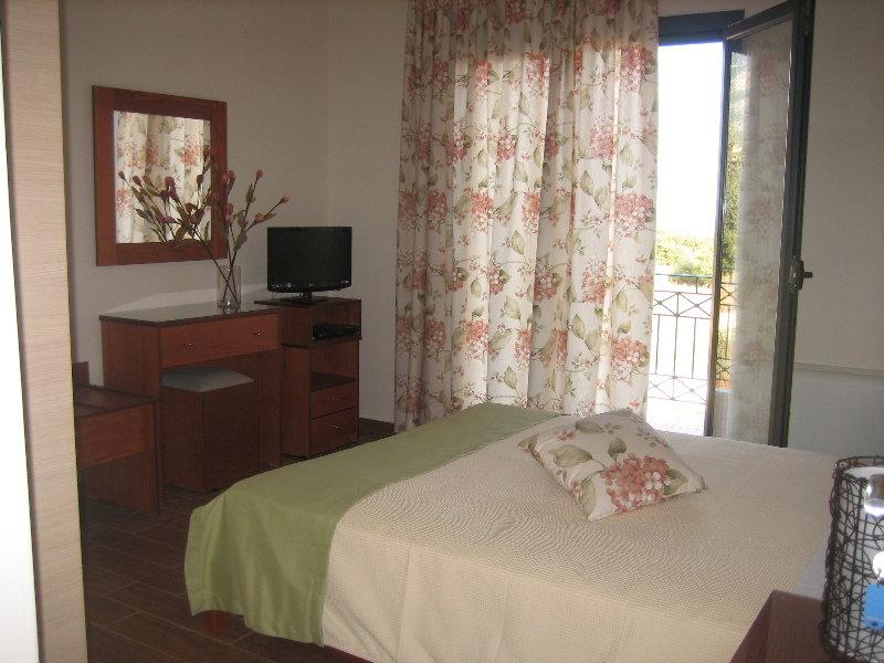 Korallis Villas Livathos  Екстериор снимка
